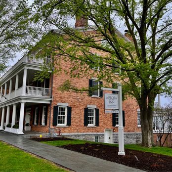 1833 Kitchen and Bar - The Aurora Inn - American Near Me - Aurora, New York