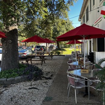 Liuzza's Restaurant & Bar - Outdoor dining... - Italian Near Me - New Orleans, Louisiana Liuzza's Restaurant & Bar - Outdoor dining... - Italian Near Me - New Orleans, Louisiana