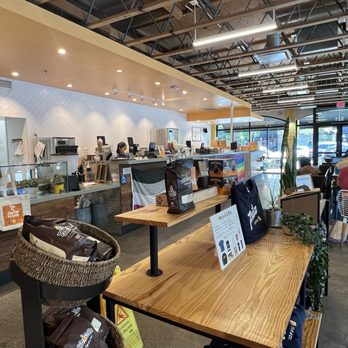 Philz Coffee - Coffee & Tea Near Me - Davis, California