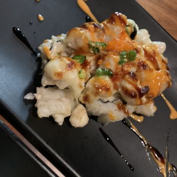Kan Sushi - Baked scallops roll - Sushi Bars Near Me - Honolulu, Hawaii Kan Sushi - Baked scallops roll - Sushi Bars Near Me - Honolulu, Hawaii