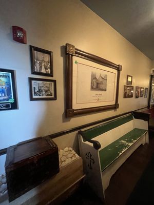 Holy Grail Restaurant and Pub by null