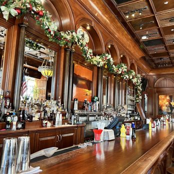 The Hamilton - So beautiful for the holidays! - Seafood Near Me - Washington, DC, District of Columbia The Hamilton - So beautiful for the holidays! - Seafood Near Me - Washington, DC, District of Columbia