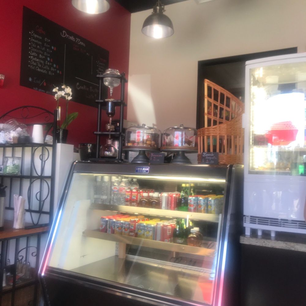 Le Coffee Shop - Breakfast & Brunch Near Me - Temecula, California Le Coffee Shop - Breakfast & Brunch Near Me - Temecula, California