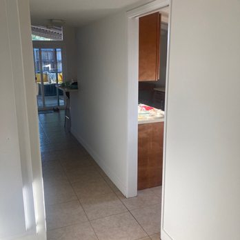 A & F Pro Painting - Clean job through the hallway - Painters Near Me - Carson , California A & F Pro Painting - Clean job through the hallway - Painters Near Me - Carson , California