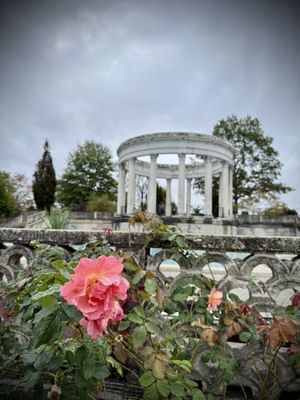 Untermyer Gardens by null