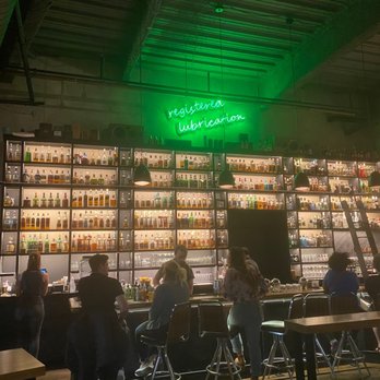 Dram and Draught - More interior photos - Cocktail Bars Near Me - Raleigh, North Carolina