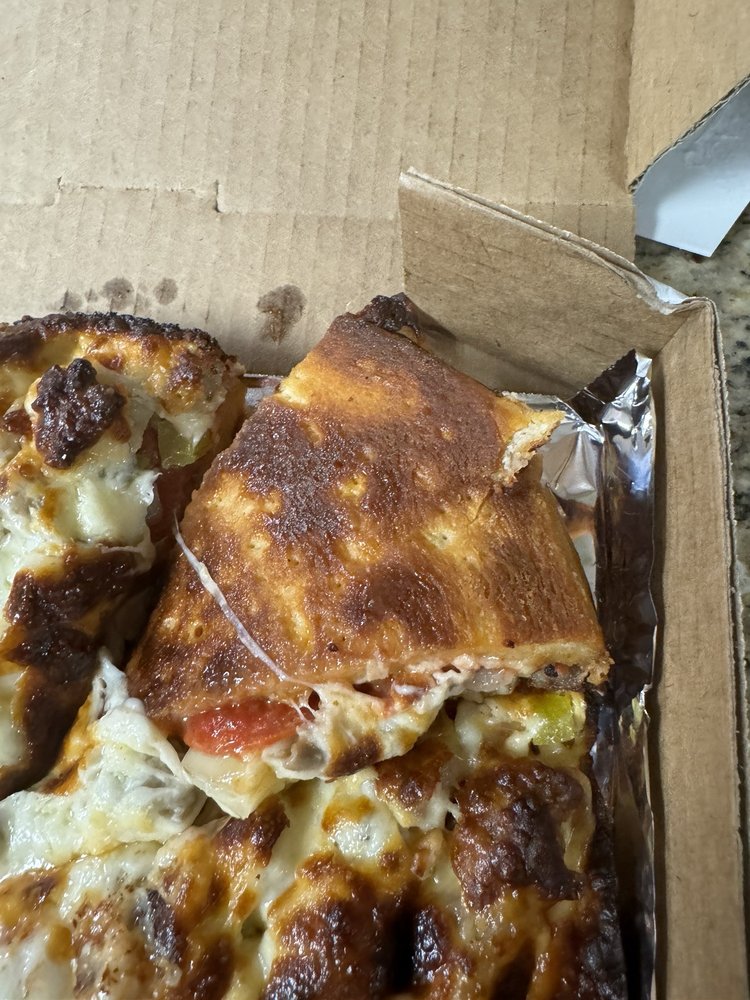 Fedora's Pizza & Deli