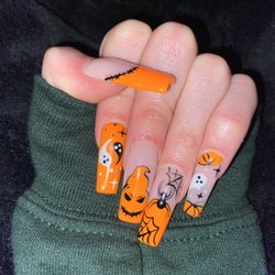 Zeus Nail Bar - In love!