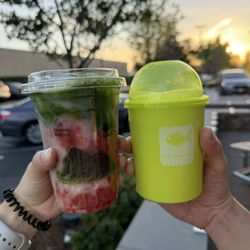 Goolu Tea - E3 - Guava and Strawberry Matcha