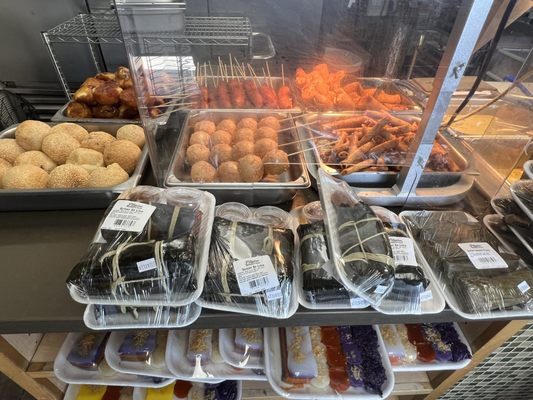 Filipino Desserts Plus by null