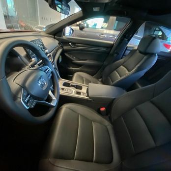Metro Honda - 2020 Honda Accord interior - Car Dealers Near Me - Montclair, California