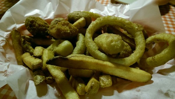 Suisse Haus Food & Spirits by null