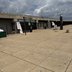 Branch Avenue Metro Station
