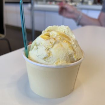 Manna Crepe - Cream (honeycomb flavor) gelato - Creperies Near Me - Katy, Texas