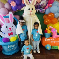Morningstar Montessori Pre-School - Morning Star consistently delivers a wonderful experience. Ms. Aveline, the owner, sets a high bar with her extraordinary commitment.