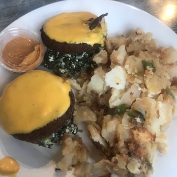 Tom's - Diners Near Me - Brooklyn, New York