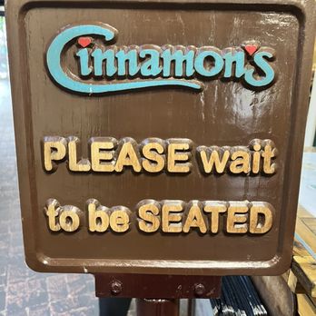 Cinnamon's Restaurant - Pancakes Near Me - Kailua, Hawaii Cinnamon's Restaurant - Pancakes Near Me - Kailua, Hawaii