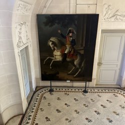 Musée d'Art et d'Histoire - Palais Masséna - Descending the marble staircase to the first floor, you'll see this painting of Napoleon.