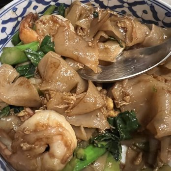 Glur - Pad See Ew - Thai Near Me - New York, New York