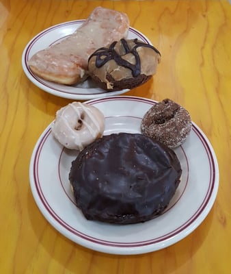 Mighty-O Donuts - Ballard by null