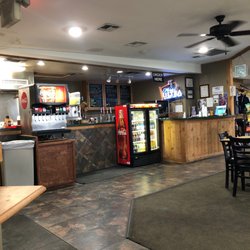 Cross Timbers Roadrunner Grill - Restaurant front inside clubhouse