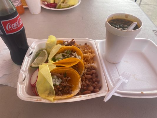 Birrieria Gomez by null