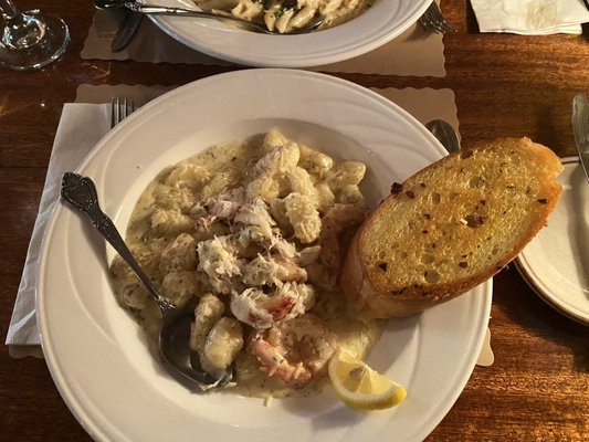 Dupuis’ Restaurant by null