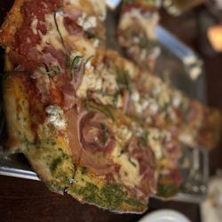 Sovereign Room - Pancetta and goat cheese pizza