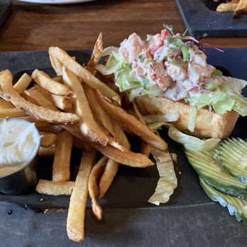 Baldamar - Lobster Roll - New American Near Me - Roseville, Minnesota