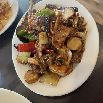 Zen Sushi - Kung Pao San Yang. Chicken beef and shrimp - Asian Fusion Near Me - La Crescenta, California Zen Sushi - Kung Pao San Yang. Chicken beef and shrimp - Asian Fusion Near Me - La Crescenta, California