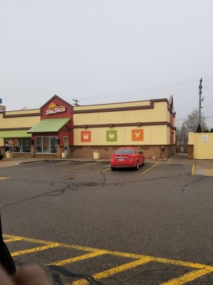 Del Taco by null