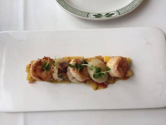 Lawry's The Prime Rib Singapore by null