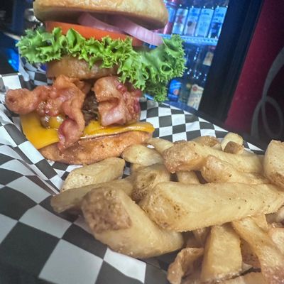 JJs Eastside Tavern by null