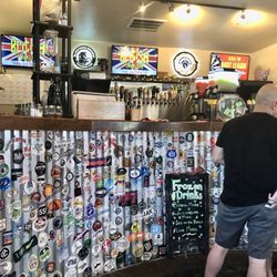 Crafter's Brew - Order beer here ... order food next door!