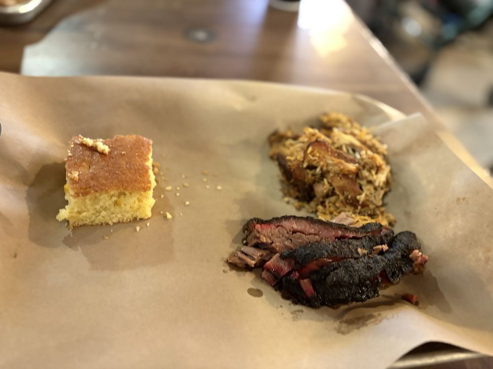 Mission BBQ - Photo 3