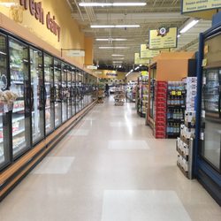 Hannaford - Hannaford Walden NY. Very clean, and well kept.