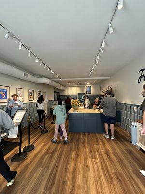 Dorothy's Bakery by null