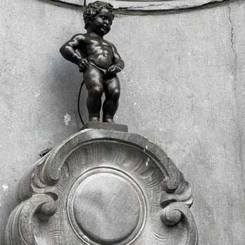 Manneken Pis - Beer Bar Near Me - Brussels, BRU