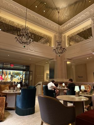King Cole Bar by null