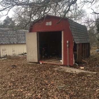 Smiley's Junk Removal & Recycling - Demolished this bldg and separated and hauled off the roof - Junk Removal & Hauling Near Me - Austin, Texas Smiley's Junk Removal & Recycling - Demolished this bldg and separated and hauled off the roof - Junk Removal & Hauling Near Me - Austin, Texas