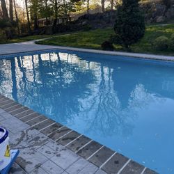 Pool Goddess - We keep your pool clean and fresh