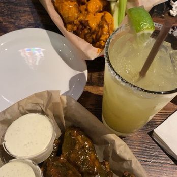 Fire on the Mountain - Buffalo Hot and Jamaican Jerk wings - Barbeque Near Me - Portland, Oregon Fire on the Mountain - Buffalo Hot and Jamaican Jerk wings - Barbeque Near Me - Portland, Oregon