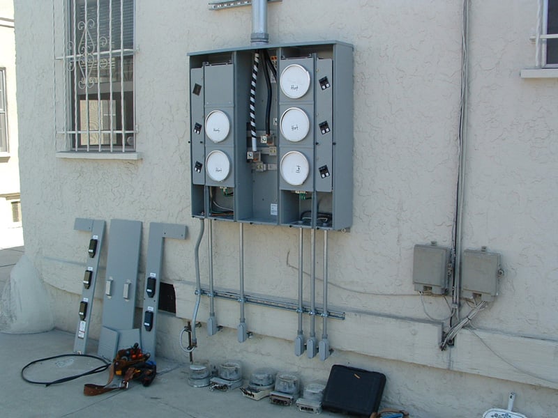 Slide of Cruz and Cruz Electrical, Inc.