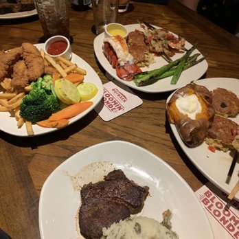 Outback Steakhouse - Steakhouses Near Me - Edgewater, New Jersey