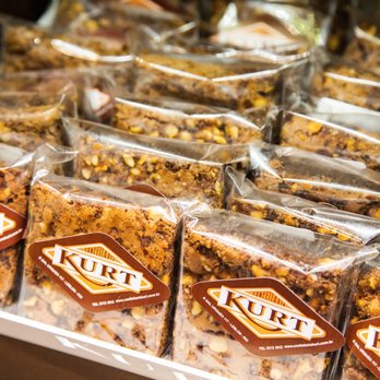 Confeitaria Kurt - Desserts Near Me - Rio de Janeiro, RJ