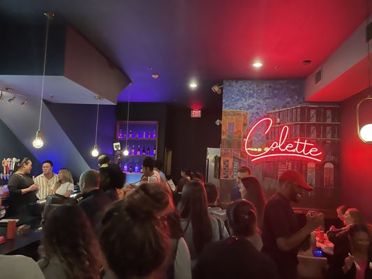 Colette Lounge by null