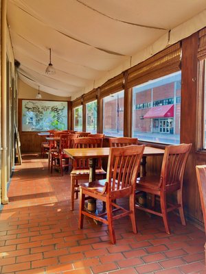 Phoebe's Restaurant & Coffee Lounge by null