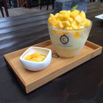 Caffe Concerto - They serve shaved "snow" now. Refreshing! - Pizza Near Me - Los Angeles, California
