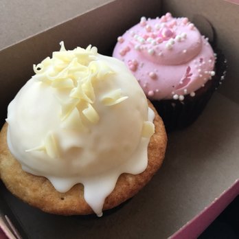 Designer Desserts - White chocolate mousse - Bakeries Near Me - Valparaiso, Indiana Designer Desserts - White chocolate mousse - Bakeries Near Me - Valparaiso, Indiana