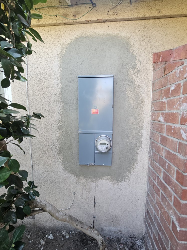Slide of Genius Electric Power And Cabling